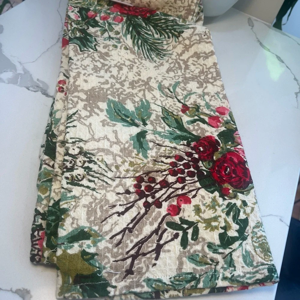 April Cornell Merry Antique Tea Towels Red Green Floral Set/3 Tea Cotton NWT